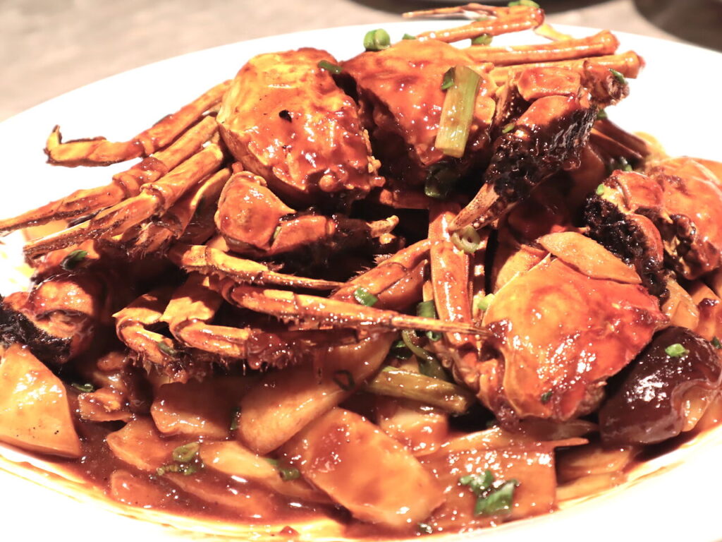 Stirred fry crab with rice sticky rice