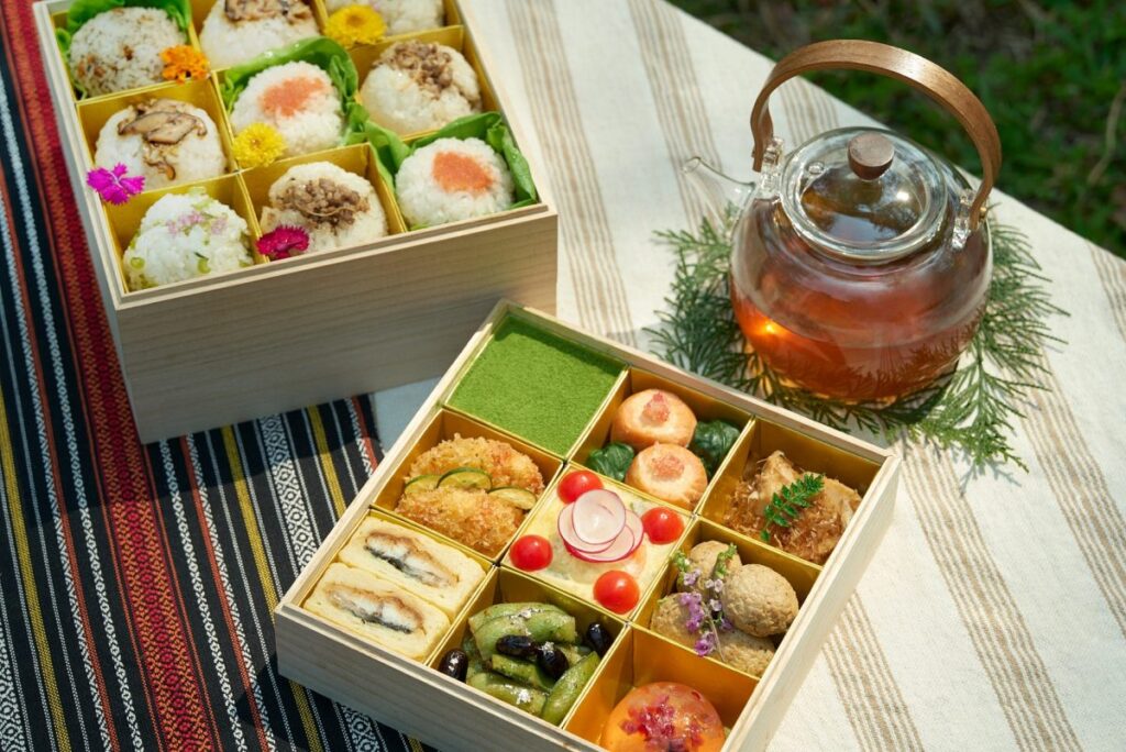 luxury Japanese bento by the Hoshinoya Guguan