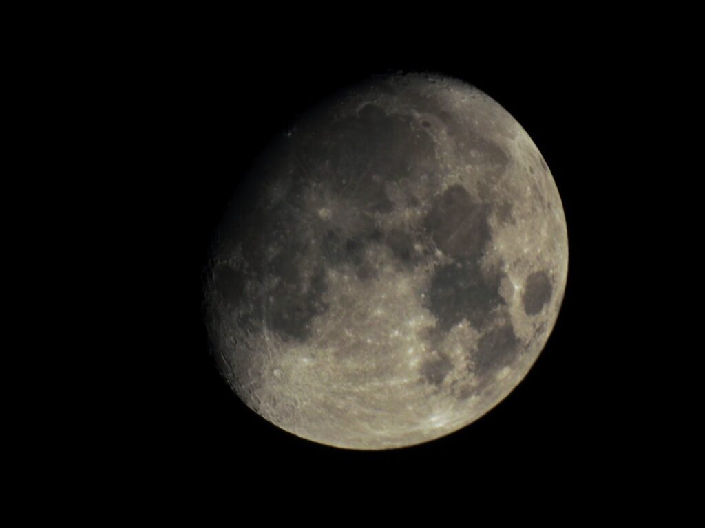 very clear moon surface by Nikon P900 camera