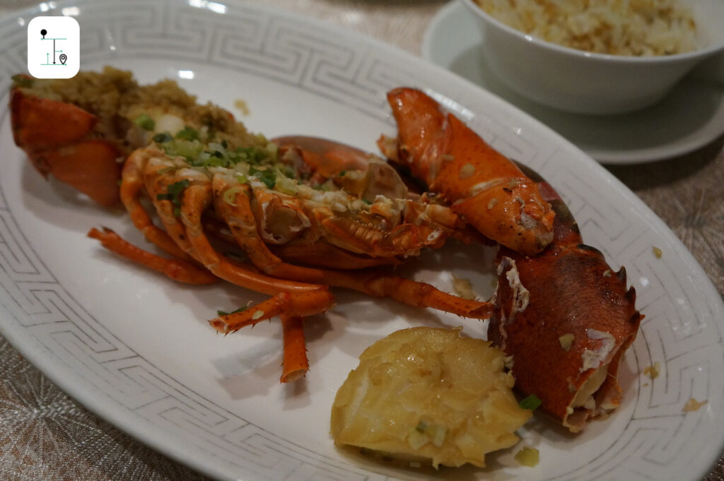 Abalone and lobster with pot rice