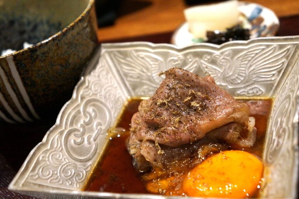 小田牛西冷壽喜燒配日本極品雞蛋配土鍋炊飯