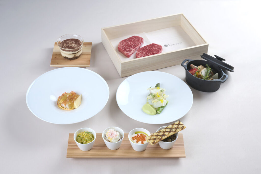 Food offered by the Michelin star chef in the Snow Peak YAKEI SUITE ABURAYAMA FUKUOKA