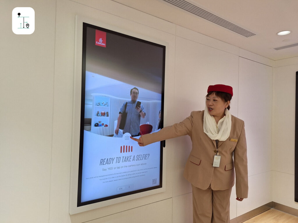 emirates_selfie station