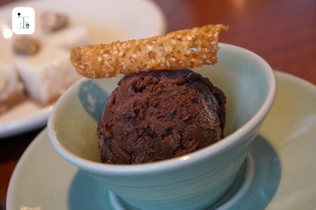 chocolate ice cream and baked sesame roll